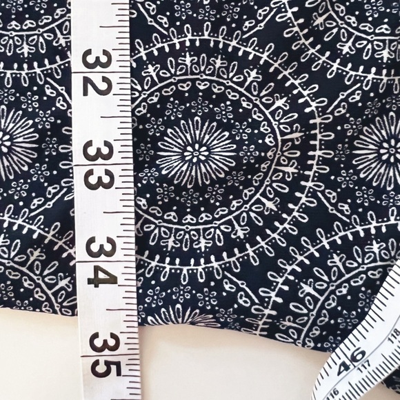 Tommy Hilfiger 3/4 Bell Sleeve Geometric Print Shift Dress Navy/Cream Size 6 - Picture 12 of 13